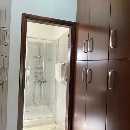 House Of Hera 펜션 Livadhia