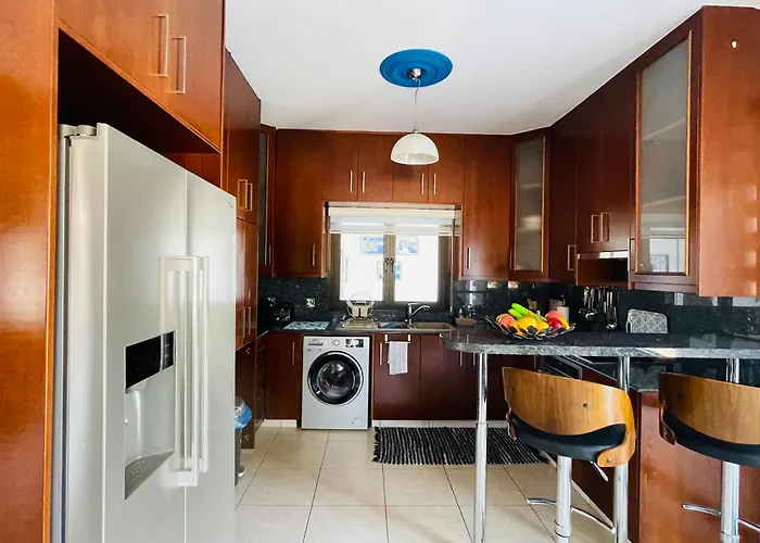 House Of Hera * Livadhia